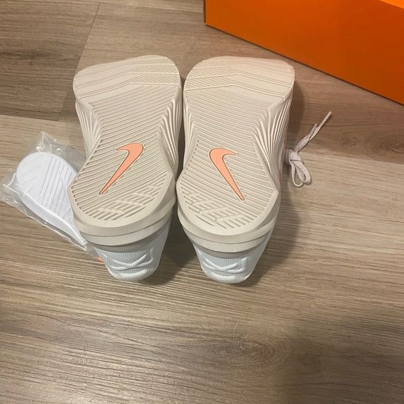 Nike Metcon 6 Desert Sand Summit White Women Sizes DJ3076-064 New Training - Picture 7 of 11